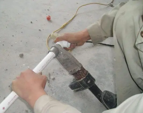 荆州漏水维修电话